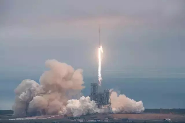 像 Elon Musk 那样思考，寻找 10x 的机会